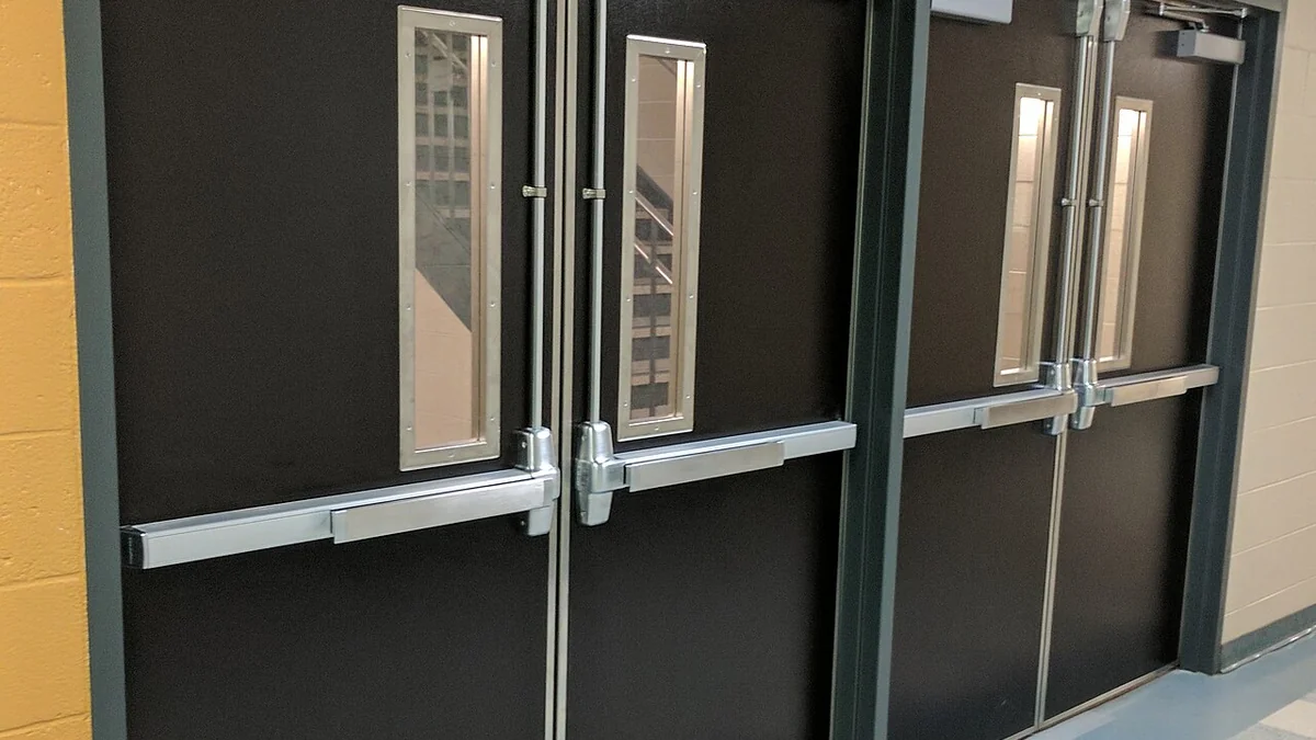 Panic bar installation - Von Duprin exit device commercial door